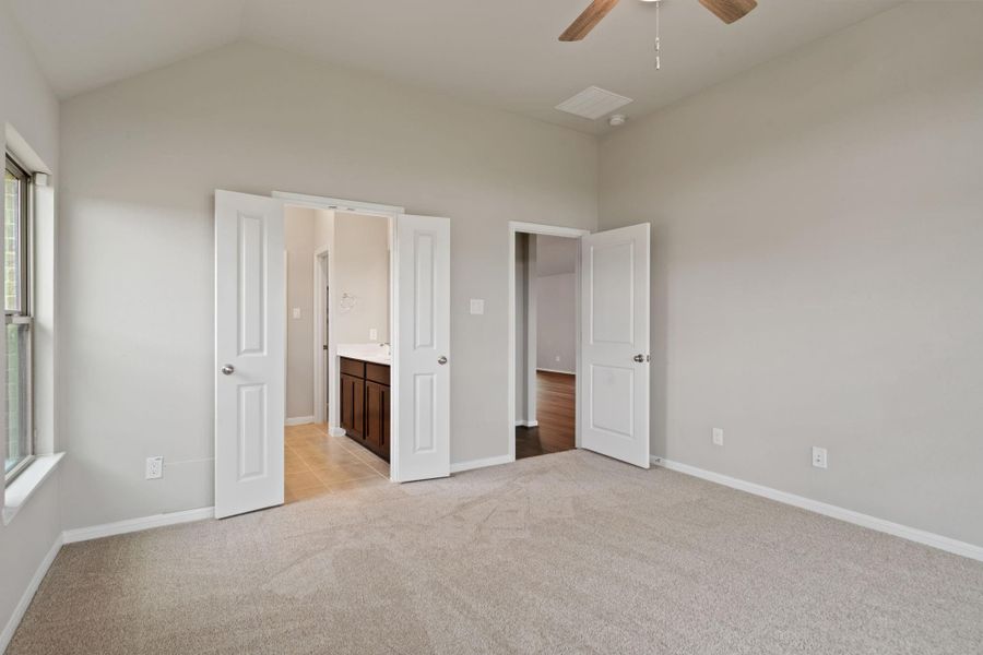 Spacious, unfurnished interior of a new home in Jubilee, Hockley (Image 18).