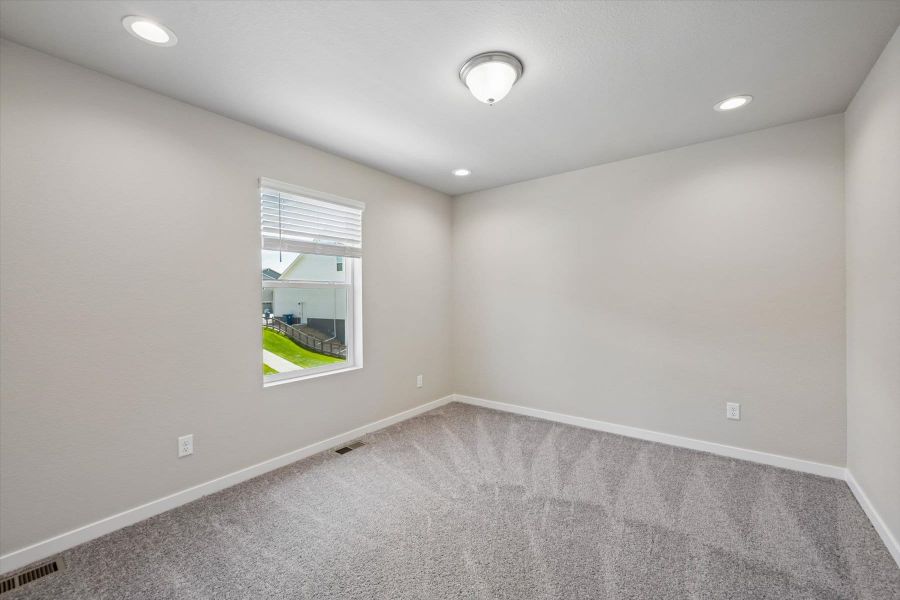 Spacious, unfurnished interior of a new home in Buffalo Highlands – Commerce City, Commerce City (Image 20).
