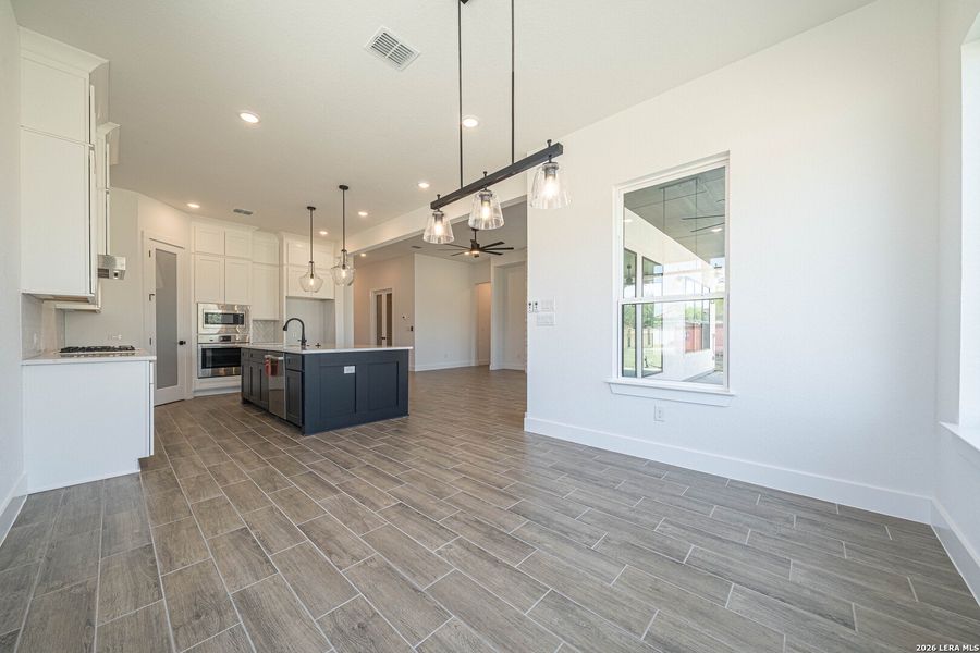 Image 36 of a home in .