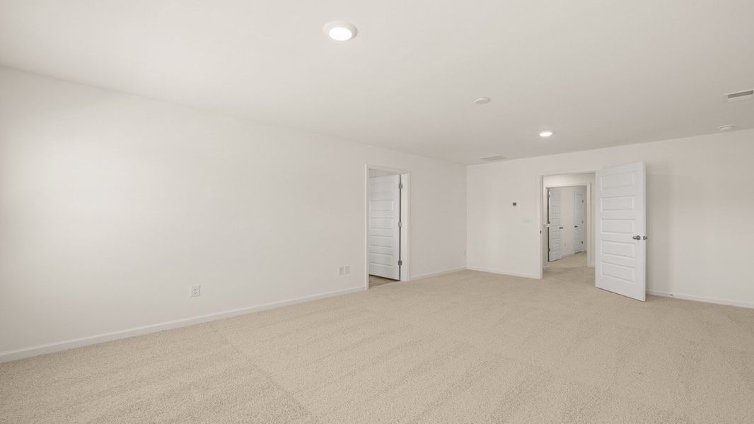 Spacious, unfurnished interior of a new home in Champion's Run, Lithonia (Image 19).