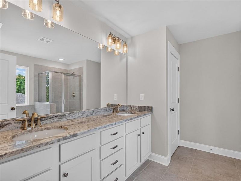 Furnished interior view inside a new home in , Dallas (Image 12).