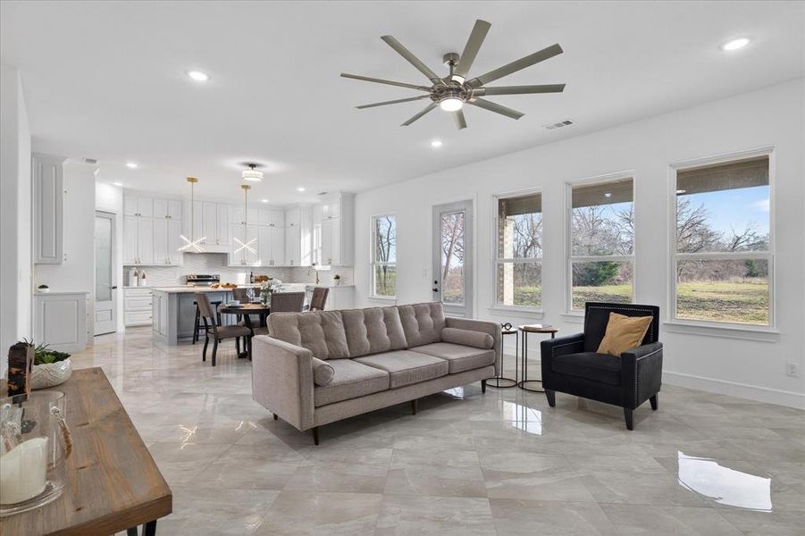 Furnished interior view inside a new home in , Celeste (Image 7).