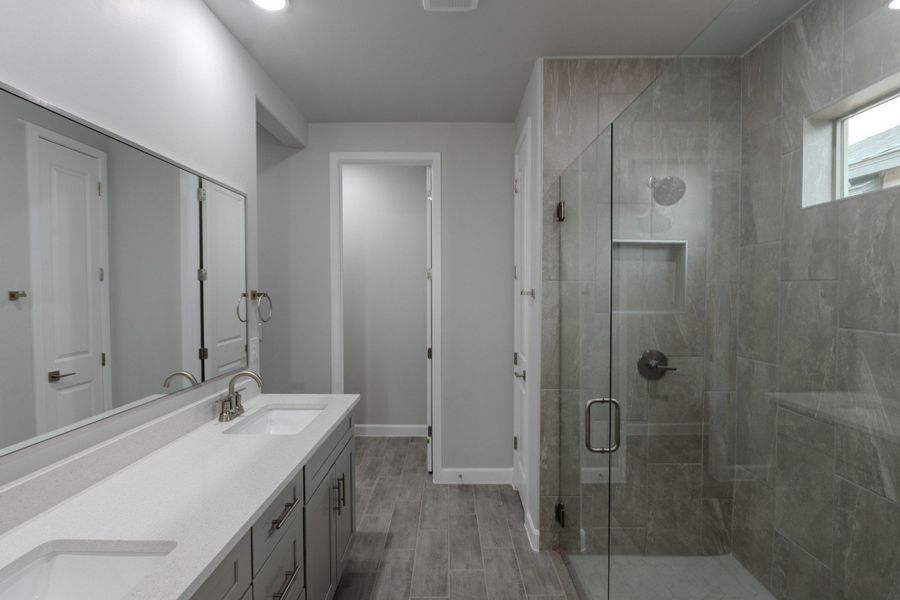 Furnished interior view inside a new home in Summer Sky North, El Paso (Image 8).