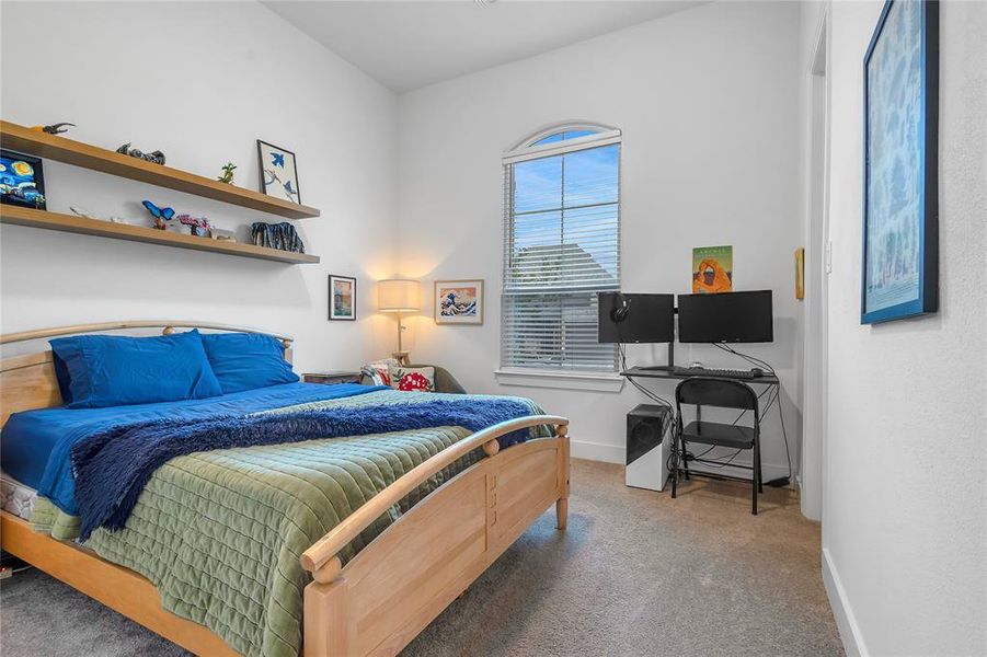 Furnished interior view inside a new home in , Van Alstyne (Image 29).