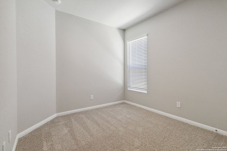 Spacious, unfurnished interior of a new home in , San Antonio (Image 15).