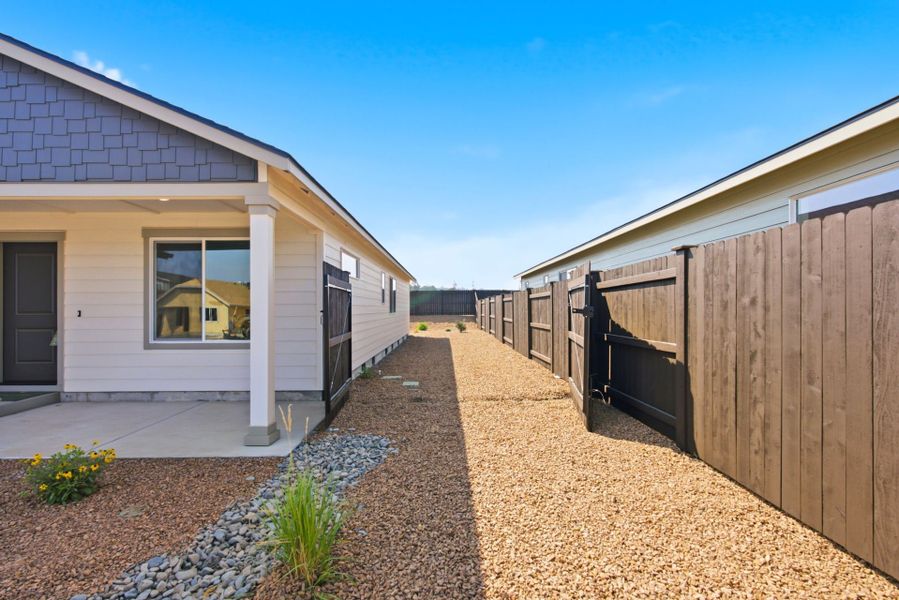 Exterior details and patio area of a home in Feather Ridge, Redmond (Image 3).