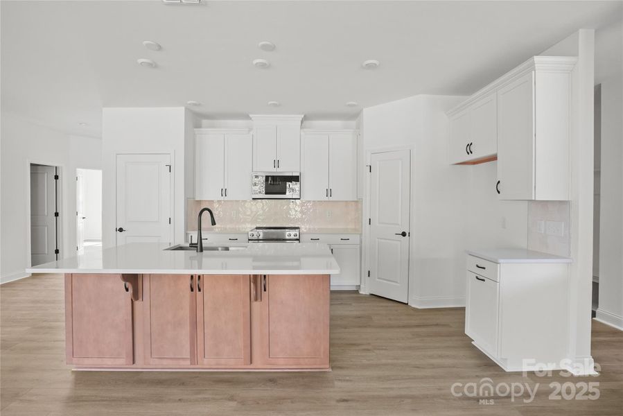 Furnished interior view inside a new home in Forest Creek, Waxhaw (Image 7).
