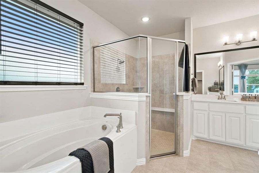 Furnished interior view inside a new home in Covenant Springs, Springtown (Image 29).
