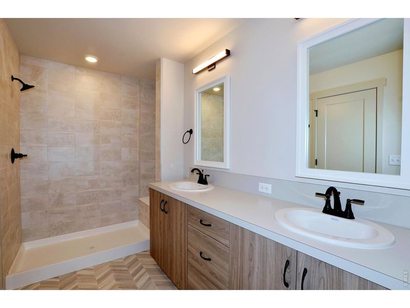 Furnished interior view inside a new home in , Berthoud (Image 14).