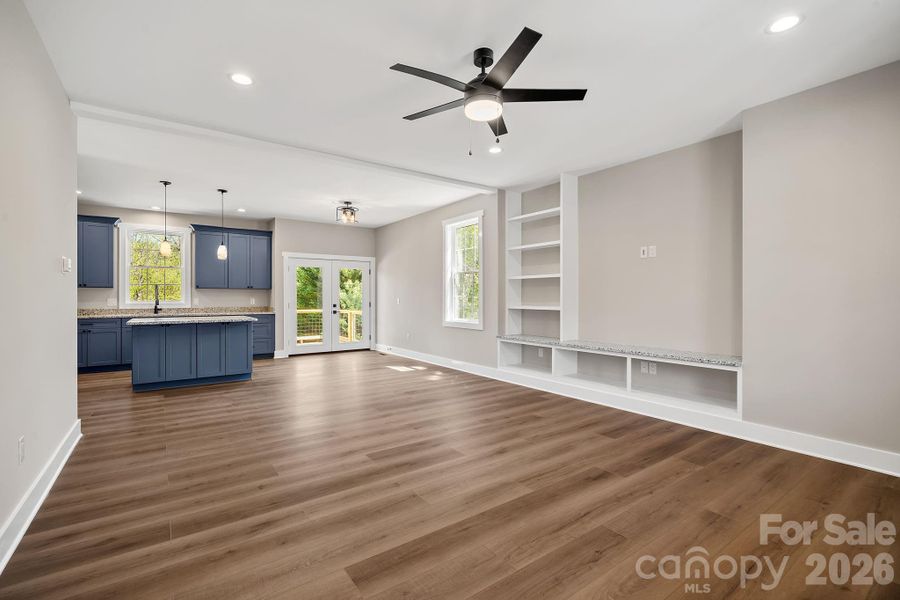 Spacious, unfurnished interior of a new home in , Asheville (Image 23).