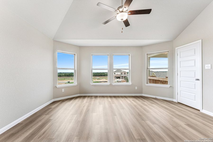 Spacious, unfurnished interior of a new home in Mesquite Ridge, San Antonio (Image 29). Spacious, unfurnished interior of a new home in Mesquite Ridge, San Antonio (Image 29).