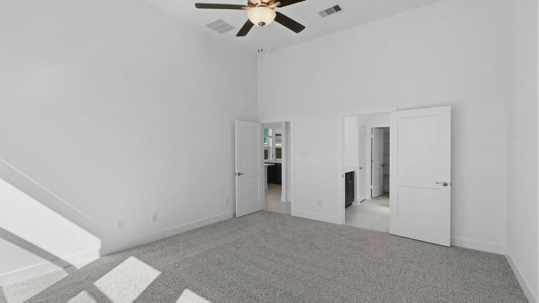 Spacious, unfurnished interior of a new home in Emory Glen, Magnolia (Image 21).