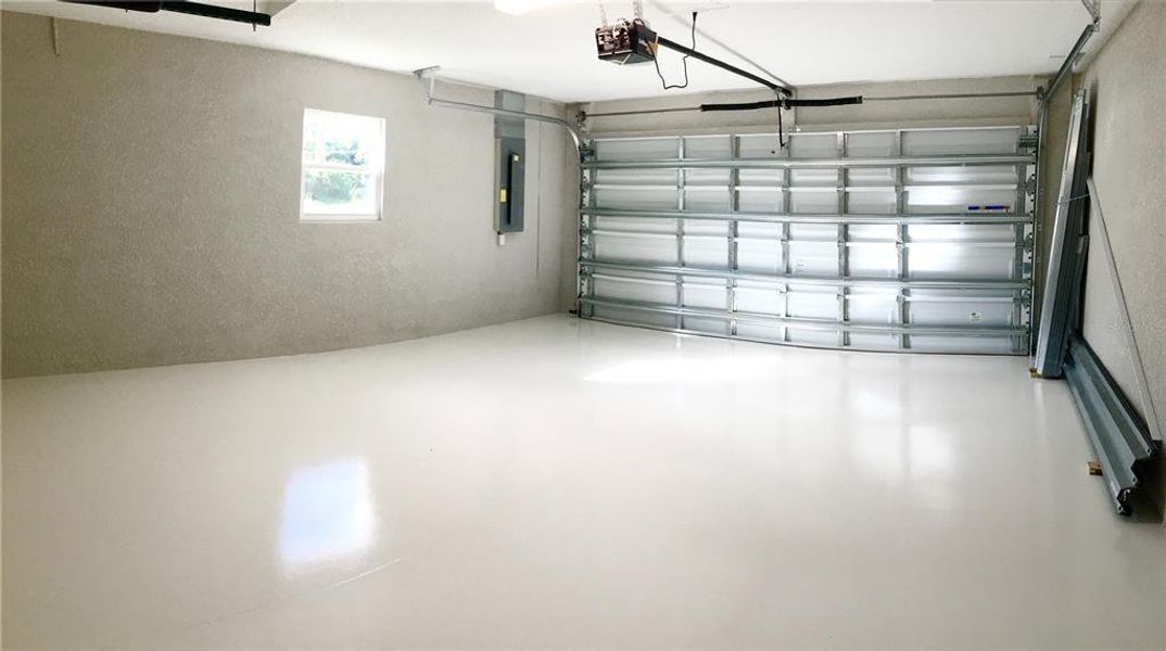 Spacious, unfurnished interior of a new home in , North Port (Image 24). Spacious, unfurnished interior of a new home in , North Port (Image 24).