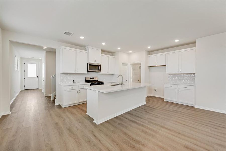 Furnished interior view inside a new home in Walden Pond, Forney (Image 9).