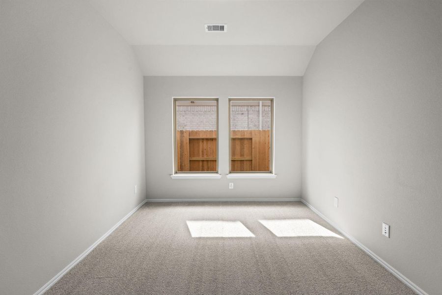 Spacious, unfurnished interior of a new home in Escondido, Magnolia (Image 23).