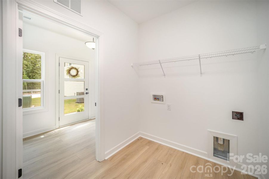 Spacious, unfurnished interior of a new home in , Charlotte (Image 20).