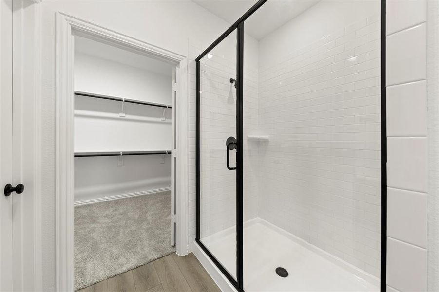 15. 744 Waterhouse - Bath 15. 744 Waterhouse - Bath