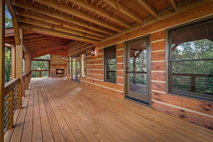 Image 81 of a home in .