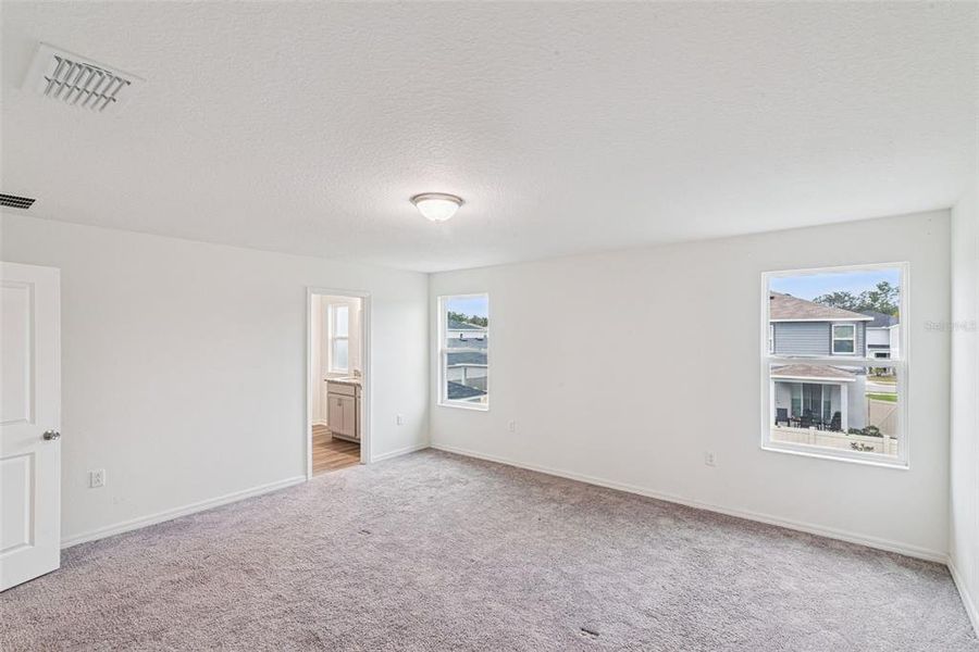 Spacious, unfurnished interior of a new home in , Clermont (Image 34). Spacious, unfurnished interior of a new home in , Clermont (Image 34).