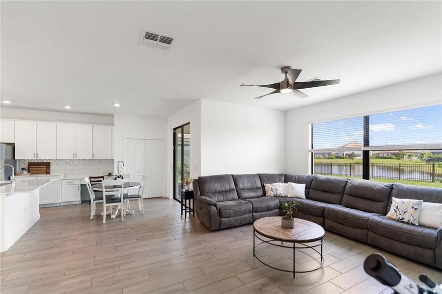 Furnished interior view inside a new home in , Lakewood Ranch (Image 26). Furnished interior view inside a new home in , Lakewood Ranch (Image 26).