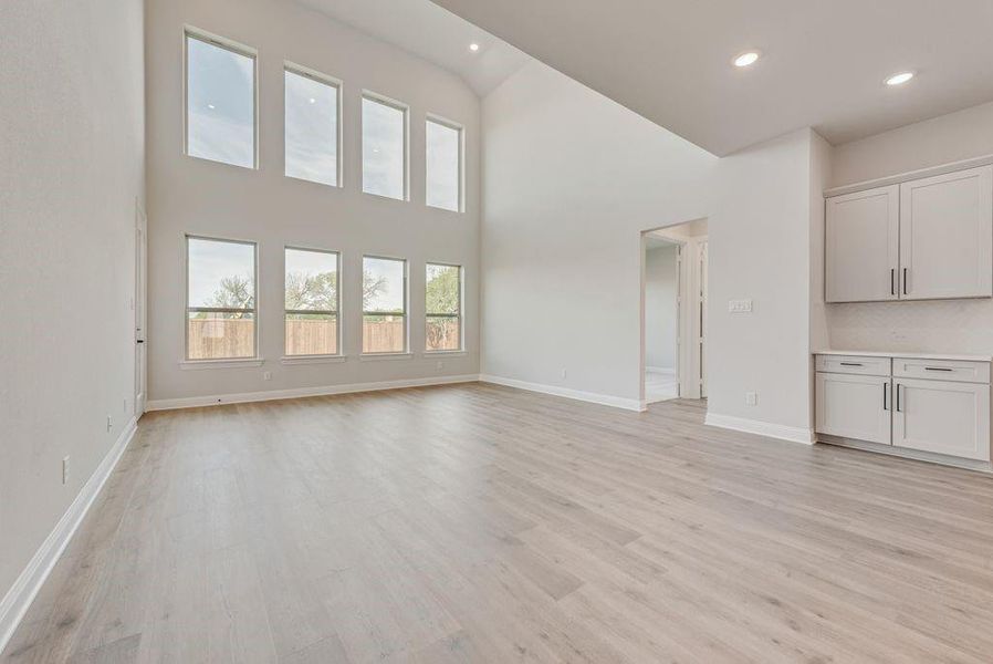 Spacious, unfurnished interior of a new home in Villages of Creekwood, Frisco (Image 40). Spacious, unfurnished interior of a new home in Villages of Creekwood, Frisco (Image 40).