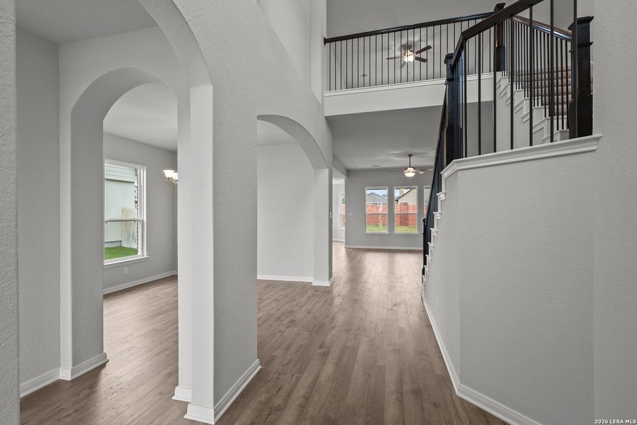 Spacious, unfurnished interior of a new home in Buffalo Crossing, Cibolo (Image 29). Spacious, unfurnished interior of a new home in Buffalo Crossing, Cibolo (Image 29).