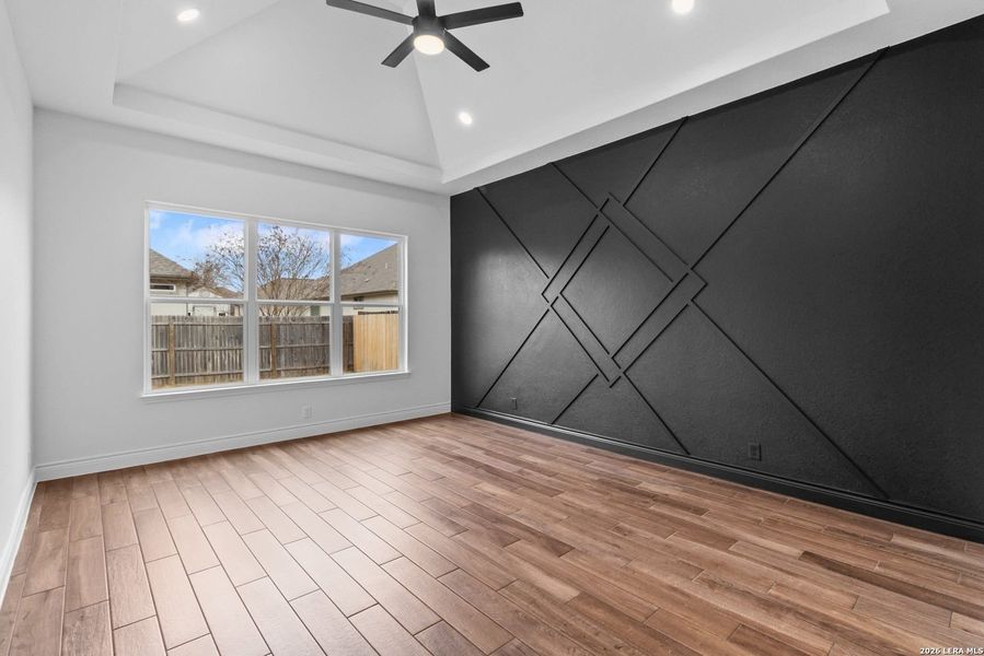 Spacious, unfurnished interior of a new home in , Selma (Image 27).