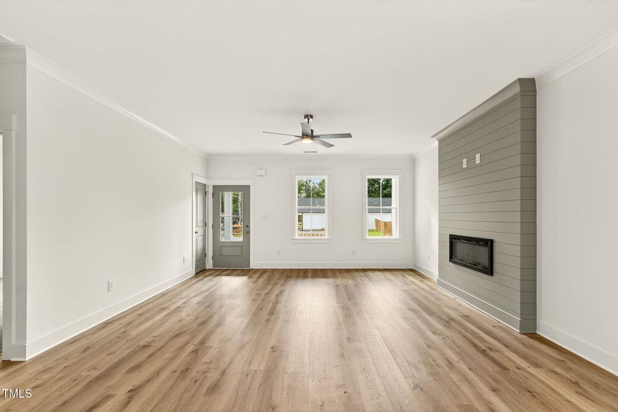 18-web-or-mls-DSC08900 18-web-or-mls-DSC08900