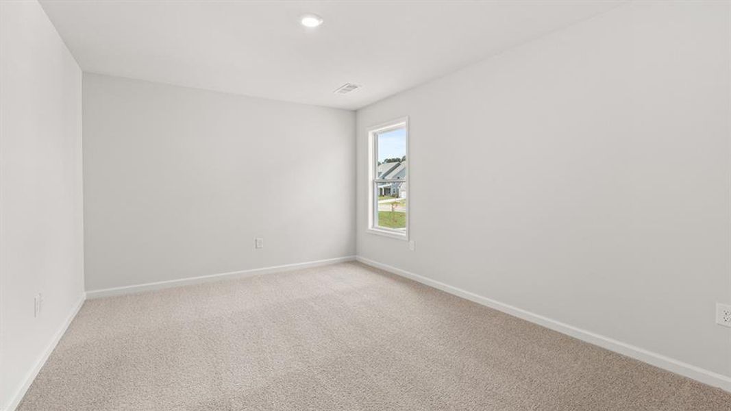 Spacious, unfurnished interior of a new home in Thalley Creek Estates, Cumming (Image 38).