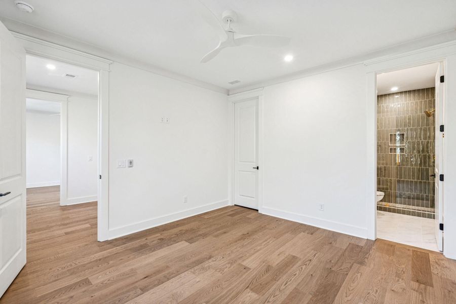 Spacious, unfurnished interior of a new home in , Johns Island (Image 26).