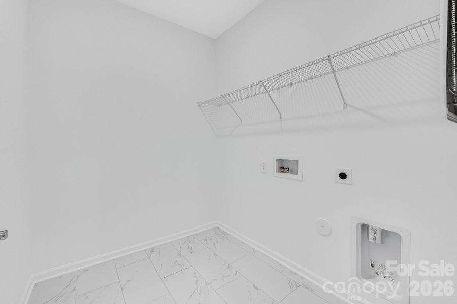 Spacious, unfurnished interior of a new home in Roselyn, Lancaster (Image 31). Spacious, unfurnished interior of a new home in Roselyn, Lancaster (Image 31).