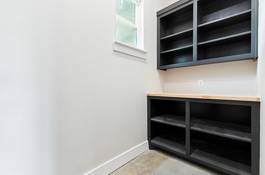 Spacious, unfurnished interior of a new home in , Gatesville (Image 21).