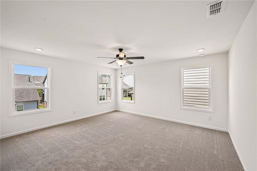 Spacious, unfurnished interior of a new home in Langston Reserve, Cartersville (Image 13).