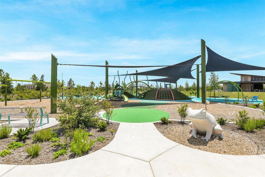 Community amenities in , Cypress (Image 40).