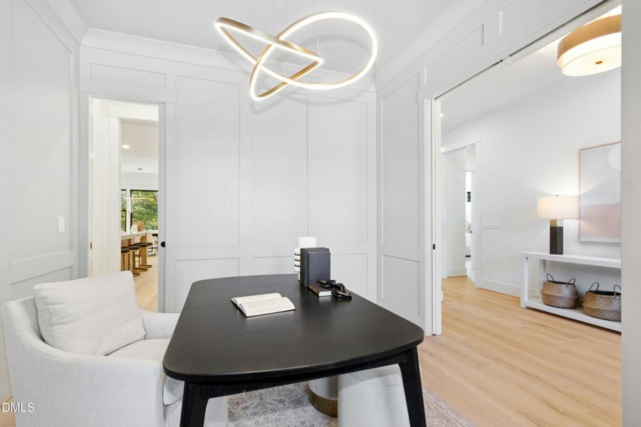 010-487784-IMG_8335 010-487784-IMG_8335