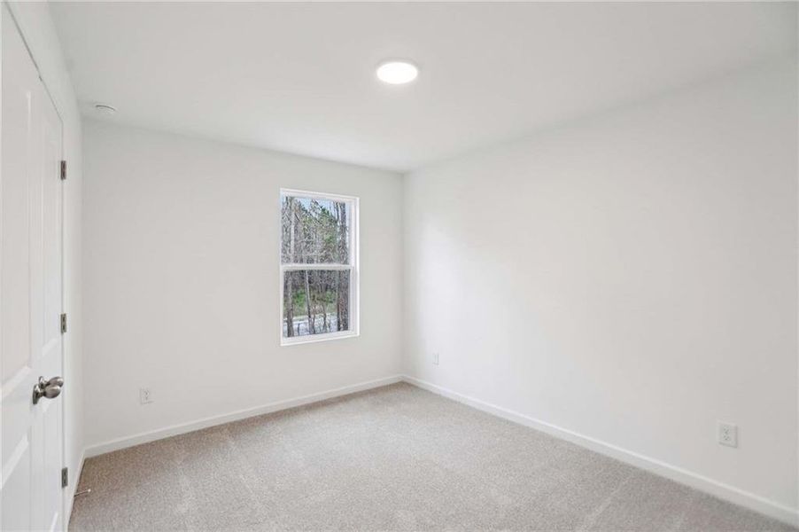 Spacious, unfurnished interior of a new home in Leydenview, Mableton (Image 22).