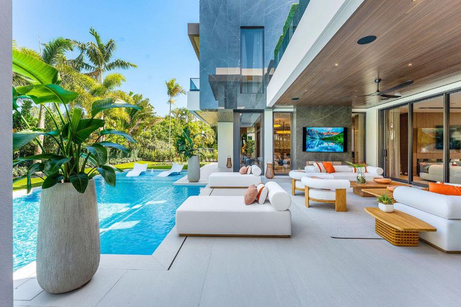 2172_West_Maya_Palm_Drive_26