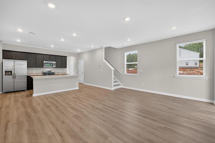 Spacious, unfurnished interior of a new home in Fernhurst, McDonough (Image 18).