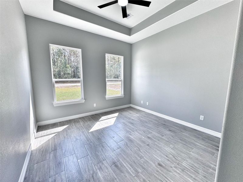 l images used are for illustrative purposes only and are intended to convey the concept and vision of the homes. They are for guidance only, may change as work progresses, and do not necessarily represent a true and accurate depiction of the finished product, and specifications may vary.