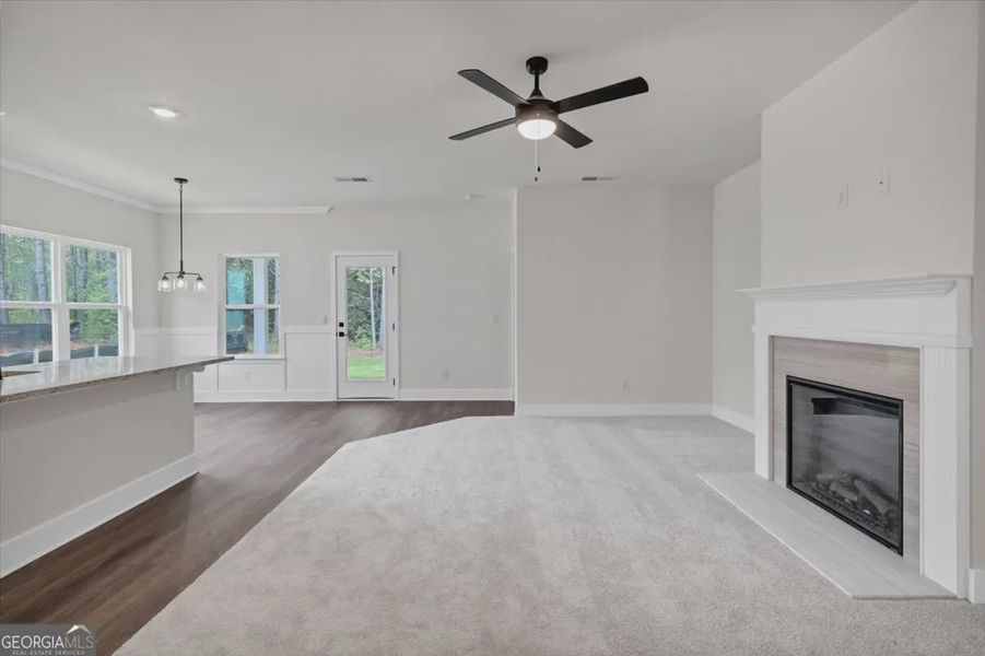 Spacious, unfurnished interior of a new home in Canterbury Villas, Carrollton (Image 17).
