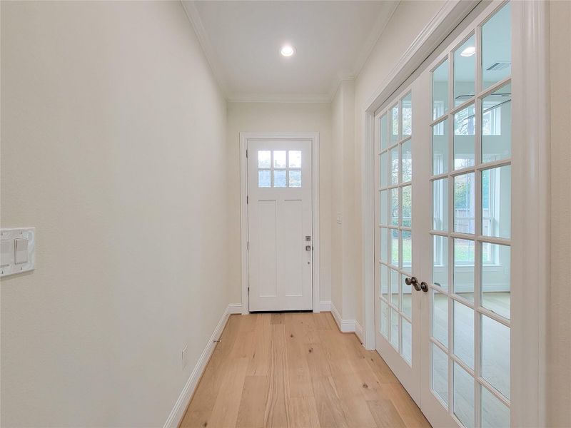 Spacious, unfurnished interior of a new home in , Conroe (Image 39).