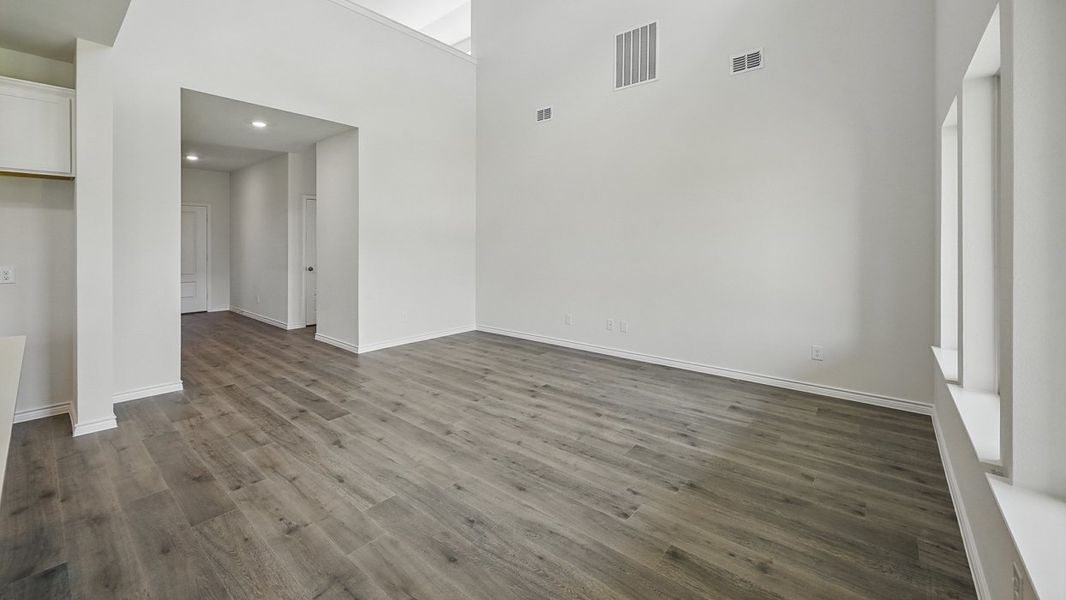 Spacious, unfurnished interior of a new home in Liberty Crossing, Royse City (Image 19). Spacious, unfurnished interior of a new home in Liberty Crossing, Royse City (Image 19).