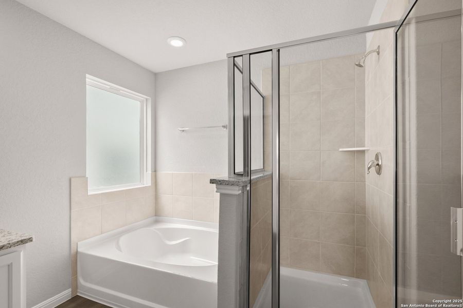 Furnished interior view inside a new home in Cinco Lakes, San Antonio (Image 7).