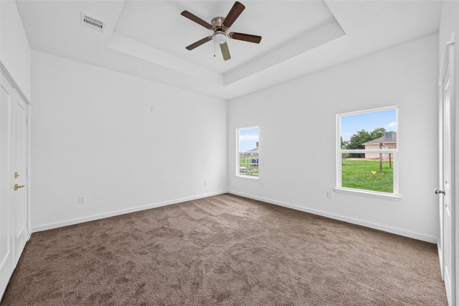 Spacious, unfurnished interior of a new home in , Cleveland (Image 27).