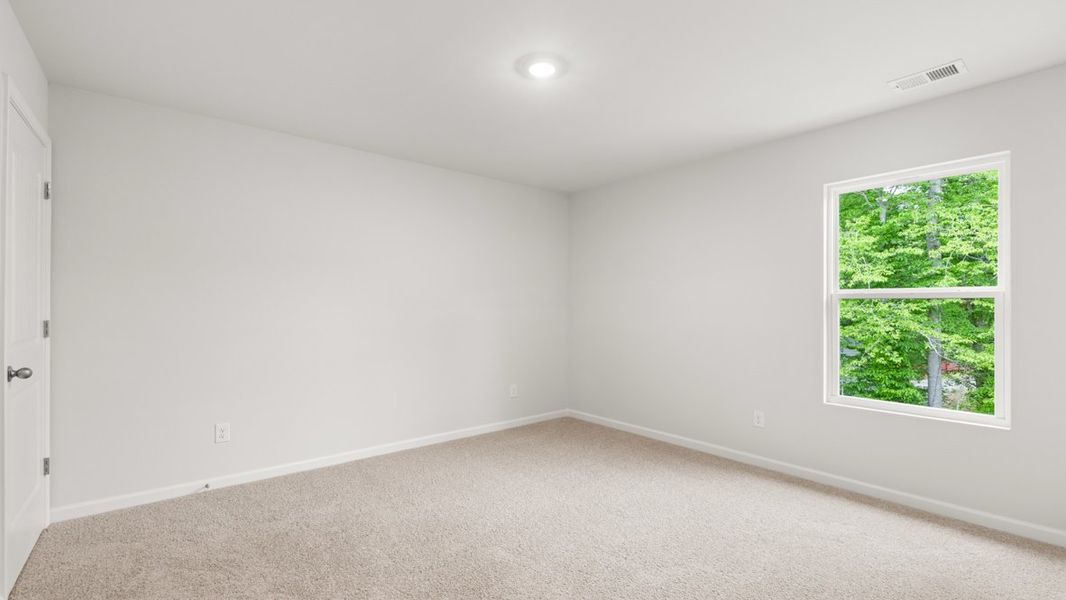 Representative unfurnished interior of a home built from the Penwell by D.R. Horton in Fairhaven, Lithia Springs (Image 30).