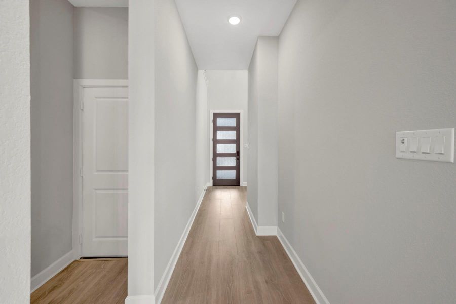 Spacious, unfurnished interior of a new home in Pomona - Reserve Collection, Manvel (Image 31). Spacious, unfurnished interior of a new home in Pomona - Reserve Collection, Manvel (Image 31).