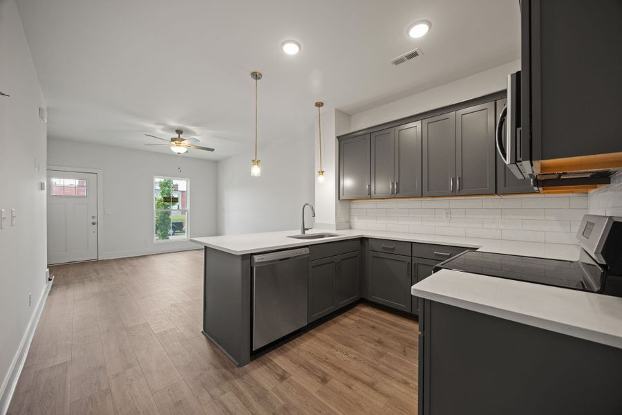 Modern Kitchen With Designer Finishes in The Sedona