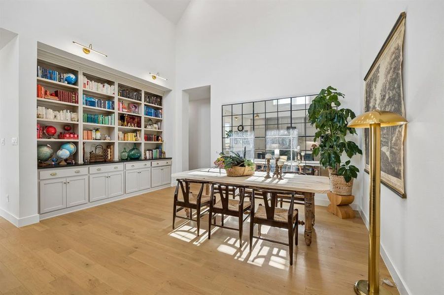 Furnished interior view inside a new home in , Rockwall (Image 7).