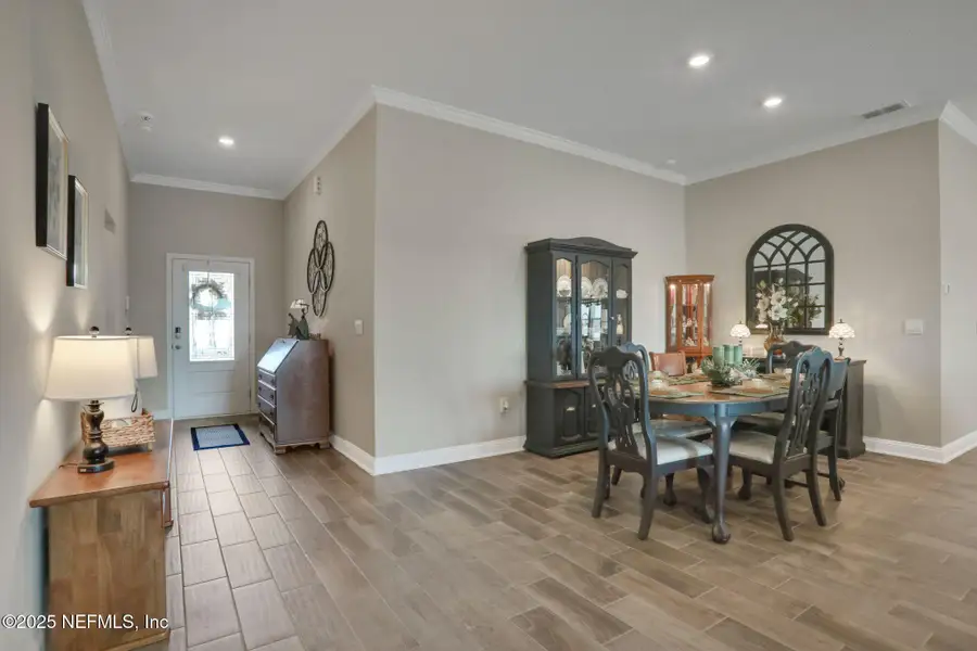 Furnished interior view inside a new home in Cross Creek, Green Cove Springs (Image 17).