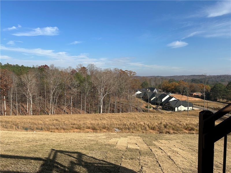 Image 22 of a home in Edwards Ridge.